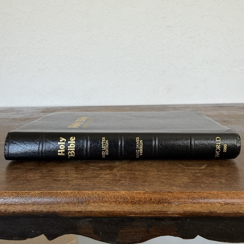 Holy Bible Dictionary Red Letter Dictionary Concordance KJV World England‎ 220D